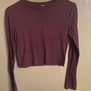 Woman’s medium maroon long sleeve crop top